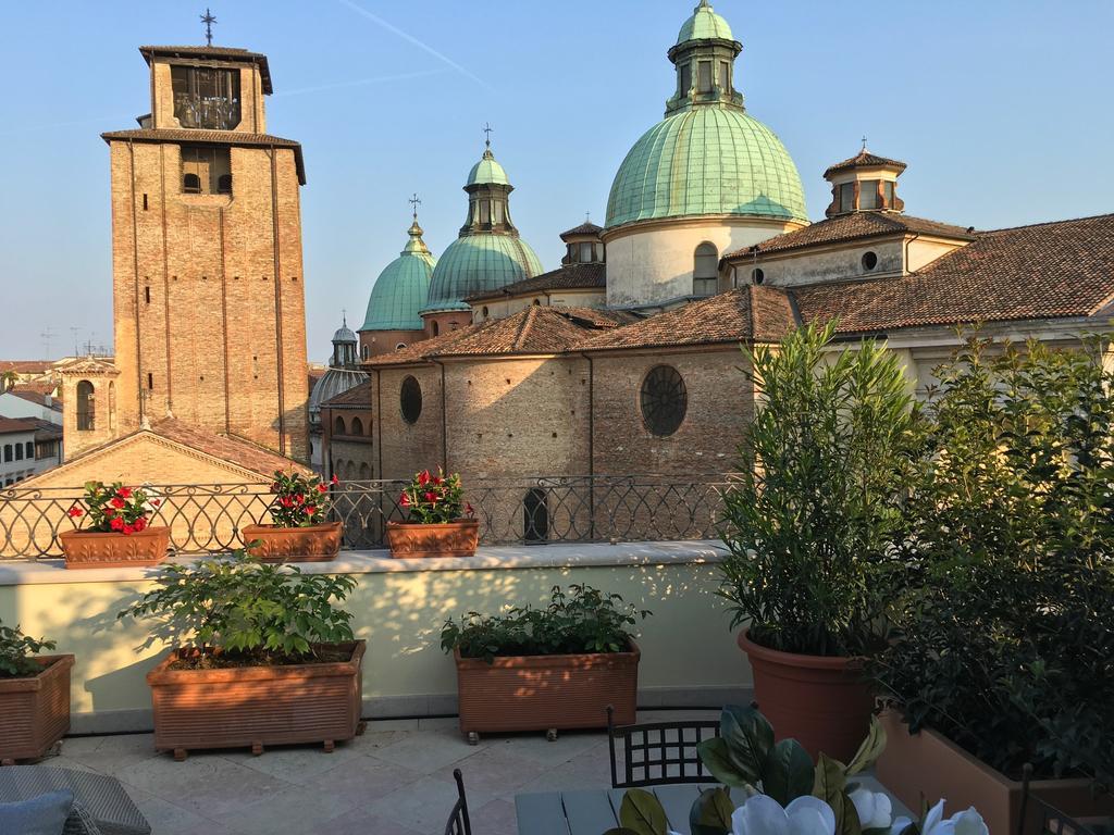 Апартаменты La Loggia Al Duomo - Тревизо Экстерьер фото